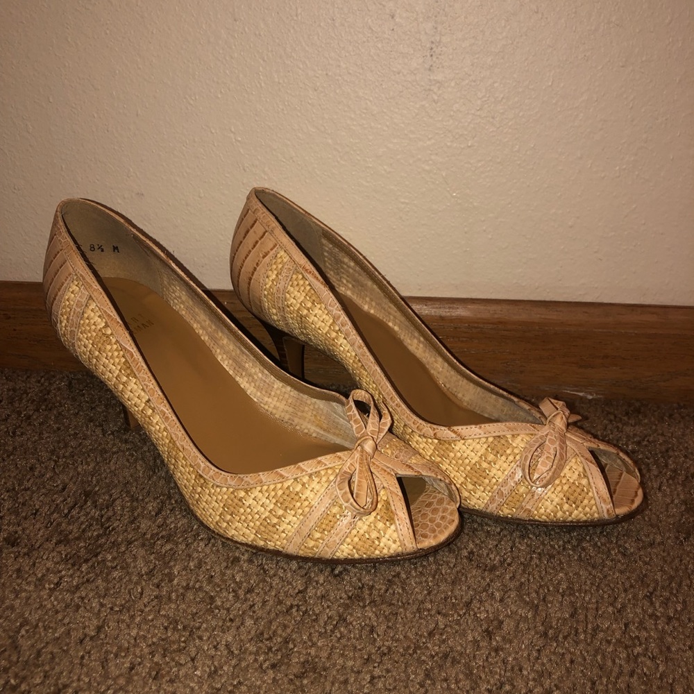 Rare Stuart Weitzman Woven Pumps - 8.5
